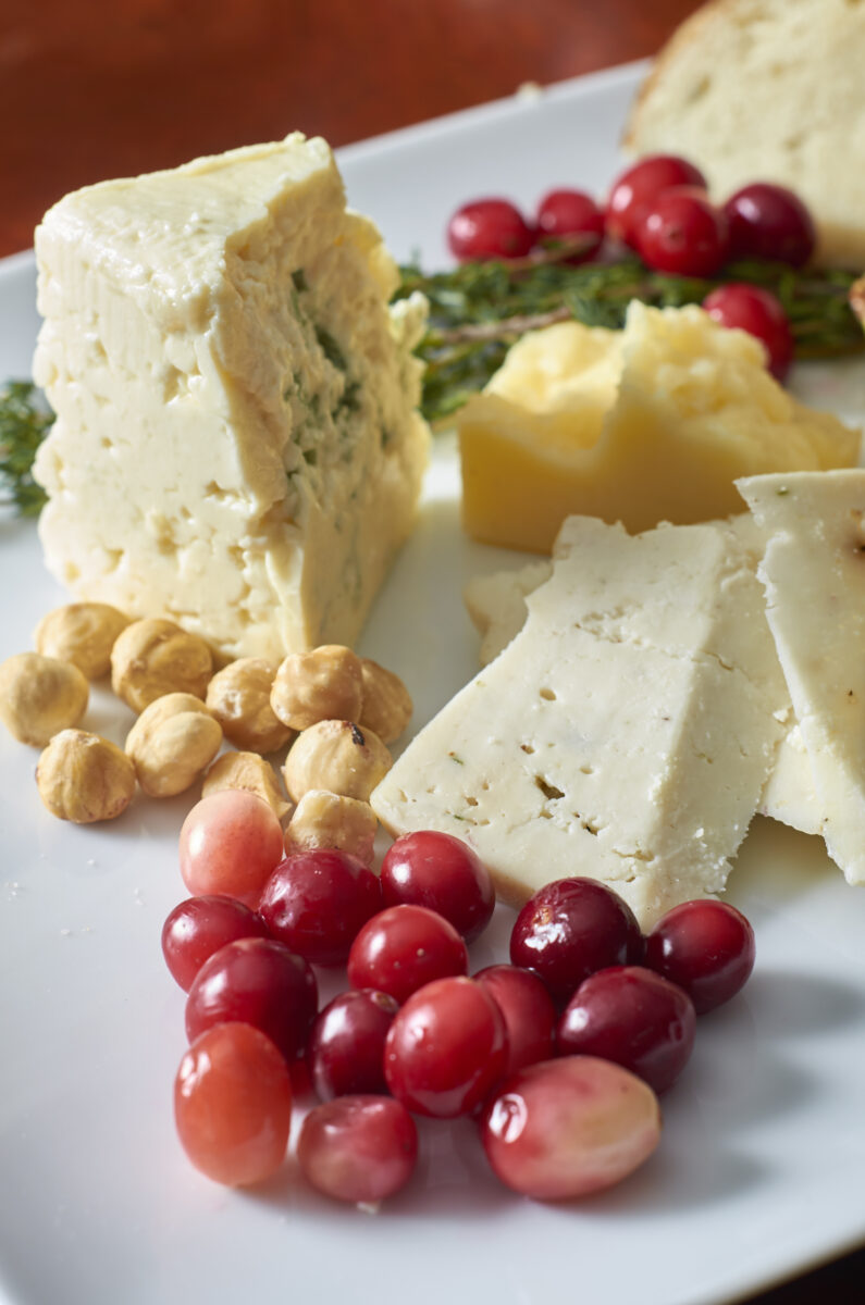 Cheese Plate Dish Free Stock Image